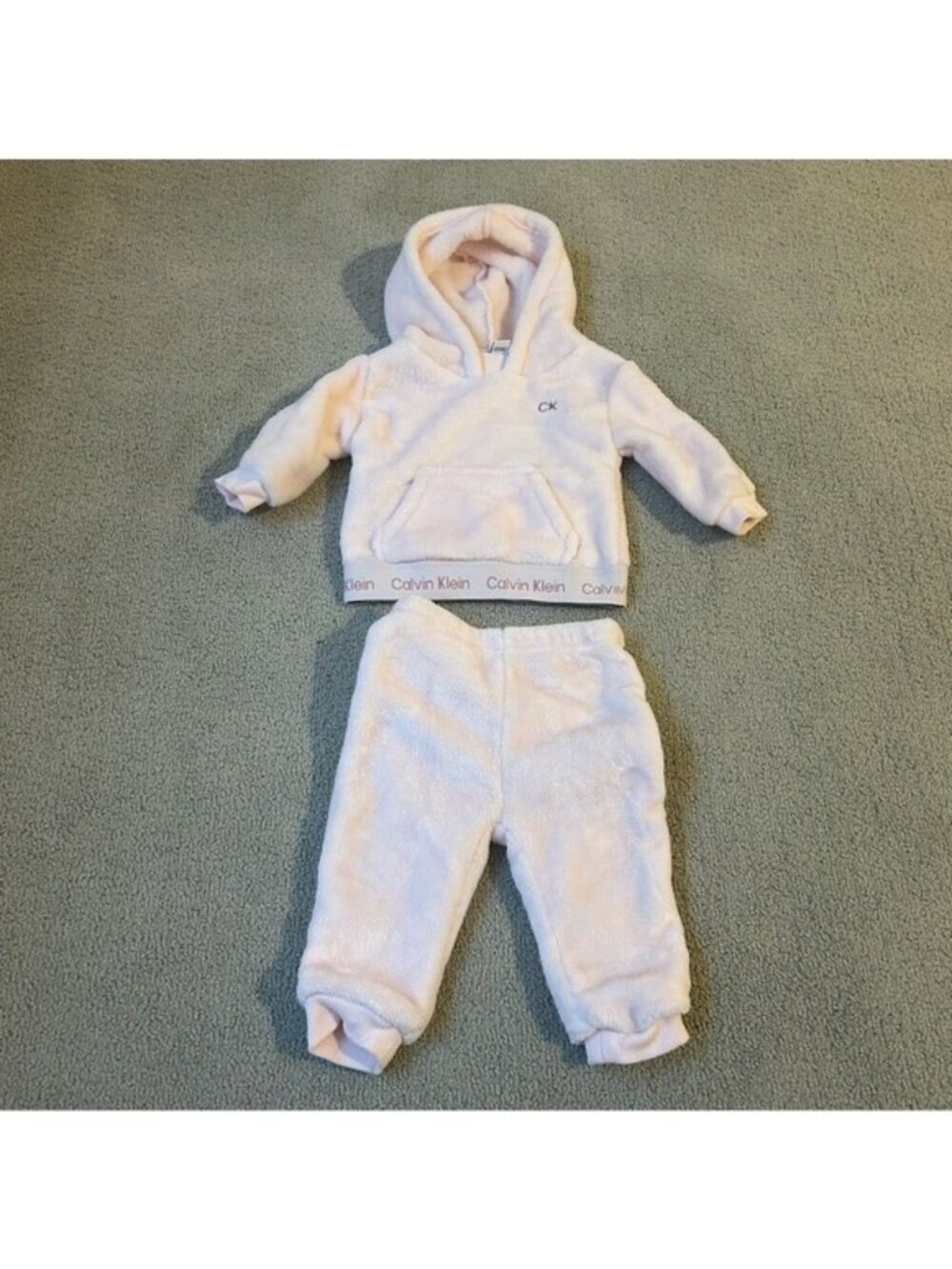 Calvin Klein Baby Girls Two Piece Hoodie Jogger Set Pink Size 3-6 Months